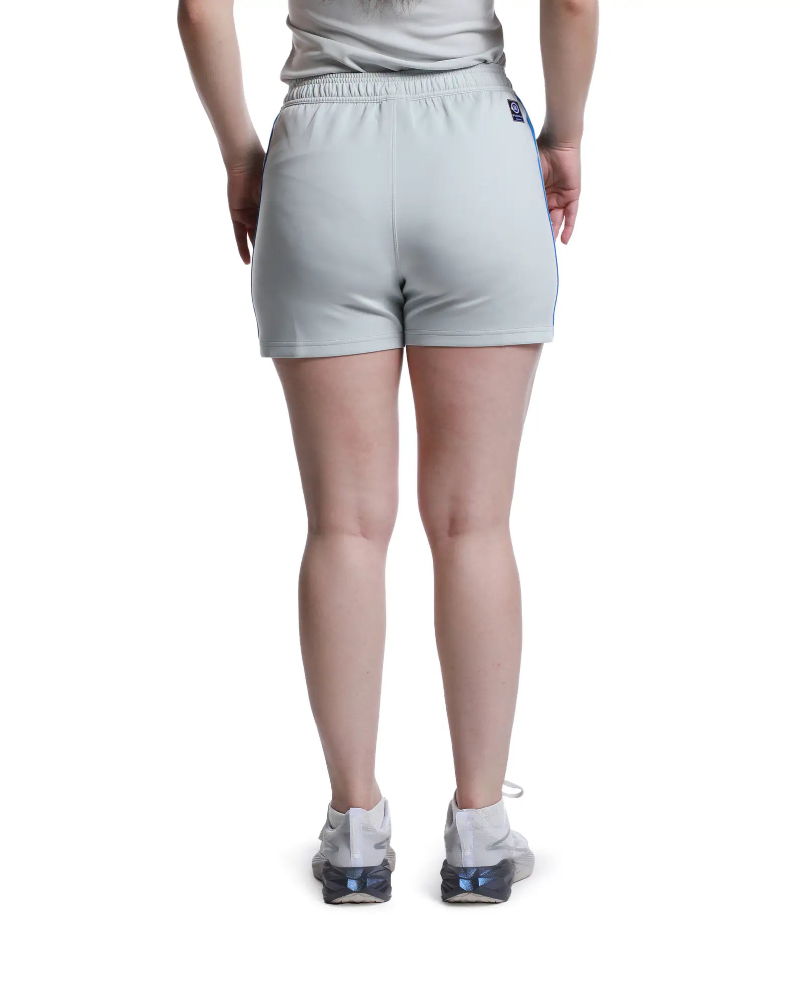 1ER SHORT DE VIAJE FEM 1ER EQUIPO GRIS