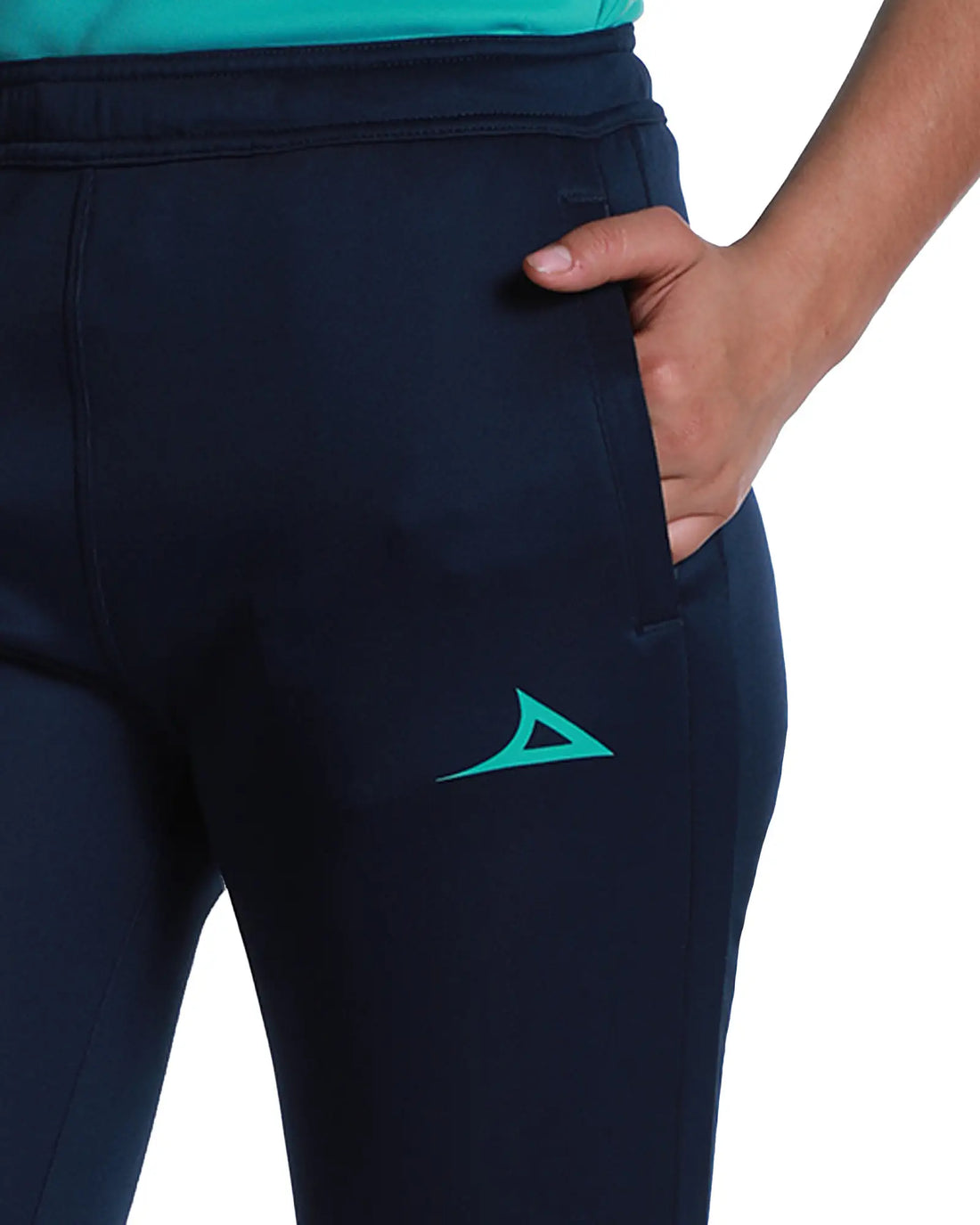 3ER PANTALON DE VIAJE FEM 1ER EQUIPO A. MNO